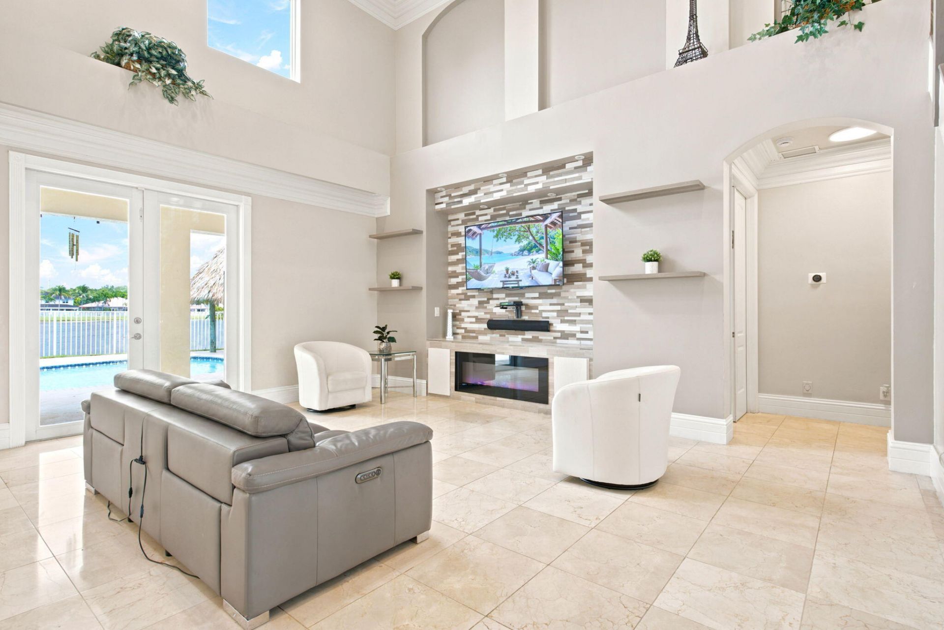 3766 W Gardenia Avenue, Weston, FL 33332 Photo