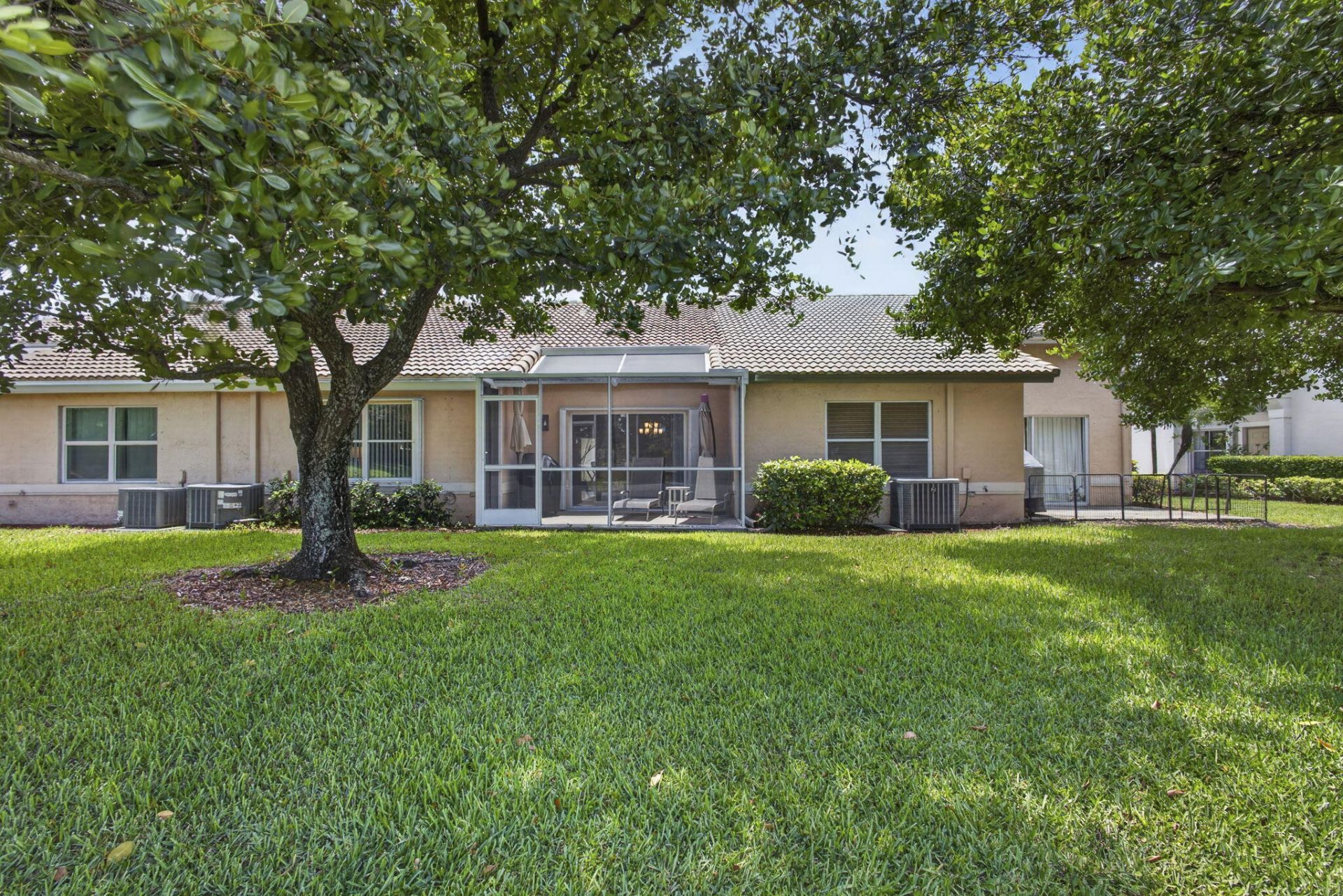 10469 Pelican Drive, Wellington, FL 33414 Photo