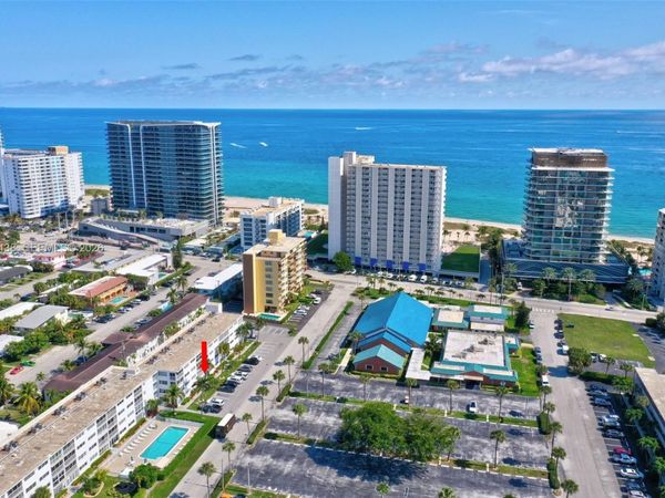 3221 NE 8th St , Unit 103, Pompano Beach, FL 33062