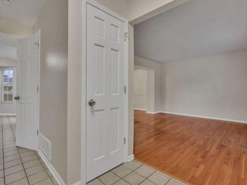 4107 Pathfield Drive , Columbus, OH 43230 Photo 8