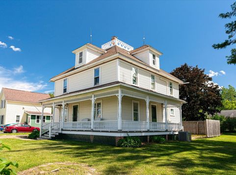 Main Photo