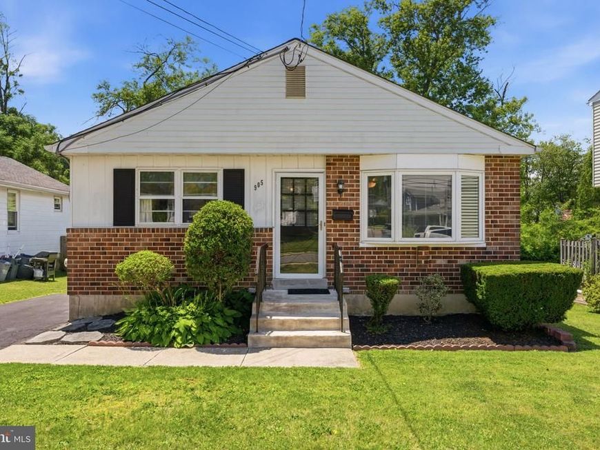 905 Amosland Road, Morton, PA 19070 Main Photo