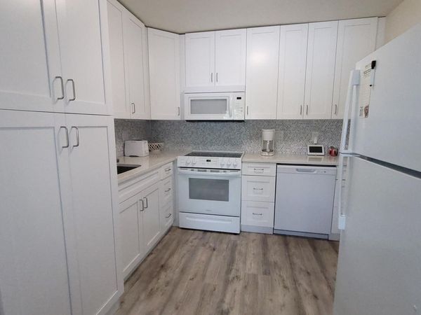50 Plymouth, West Palm Beach, FL 33417