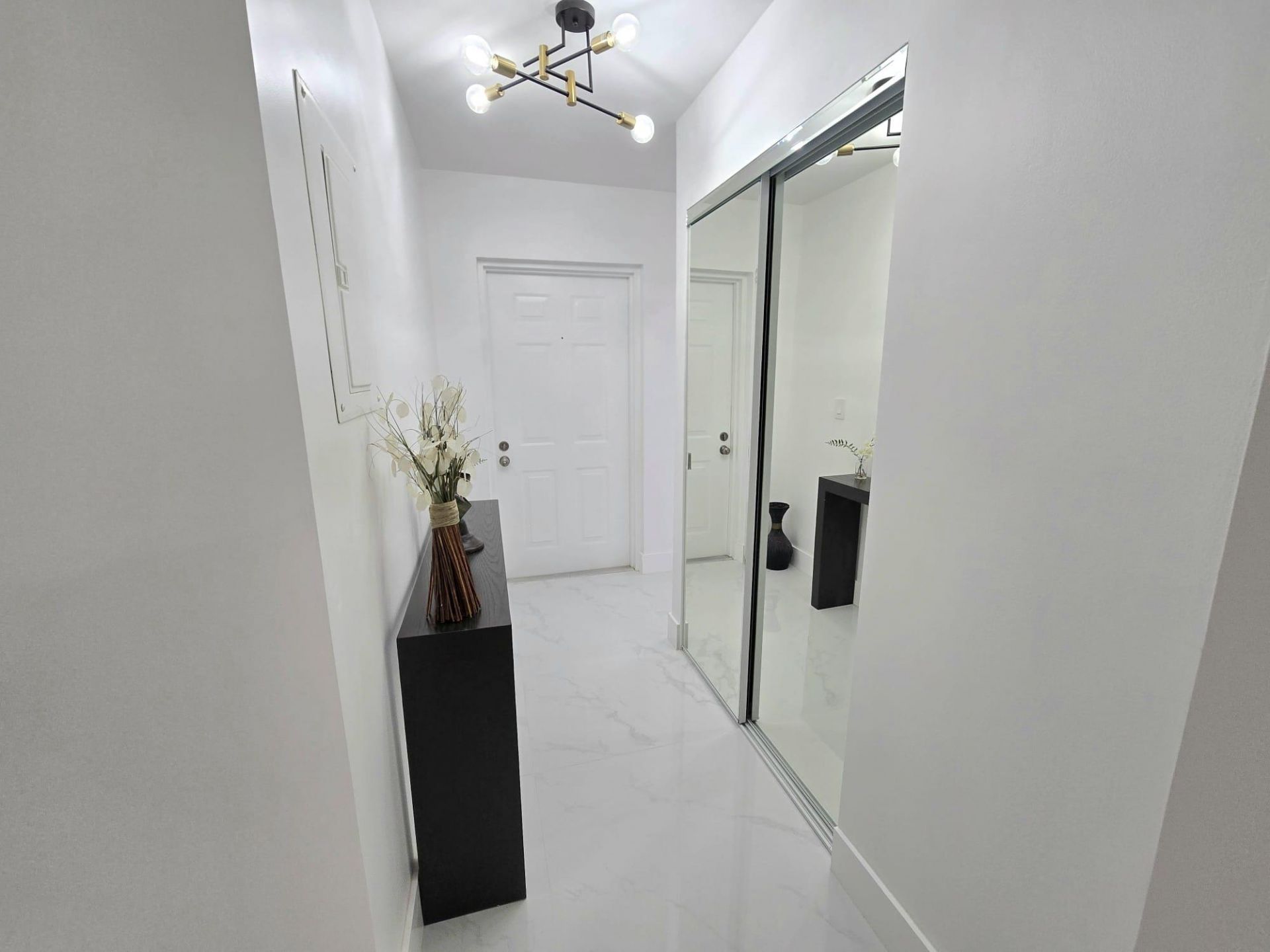 5577 Courtyard Drive, Margate, FL 33063 Photo