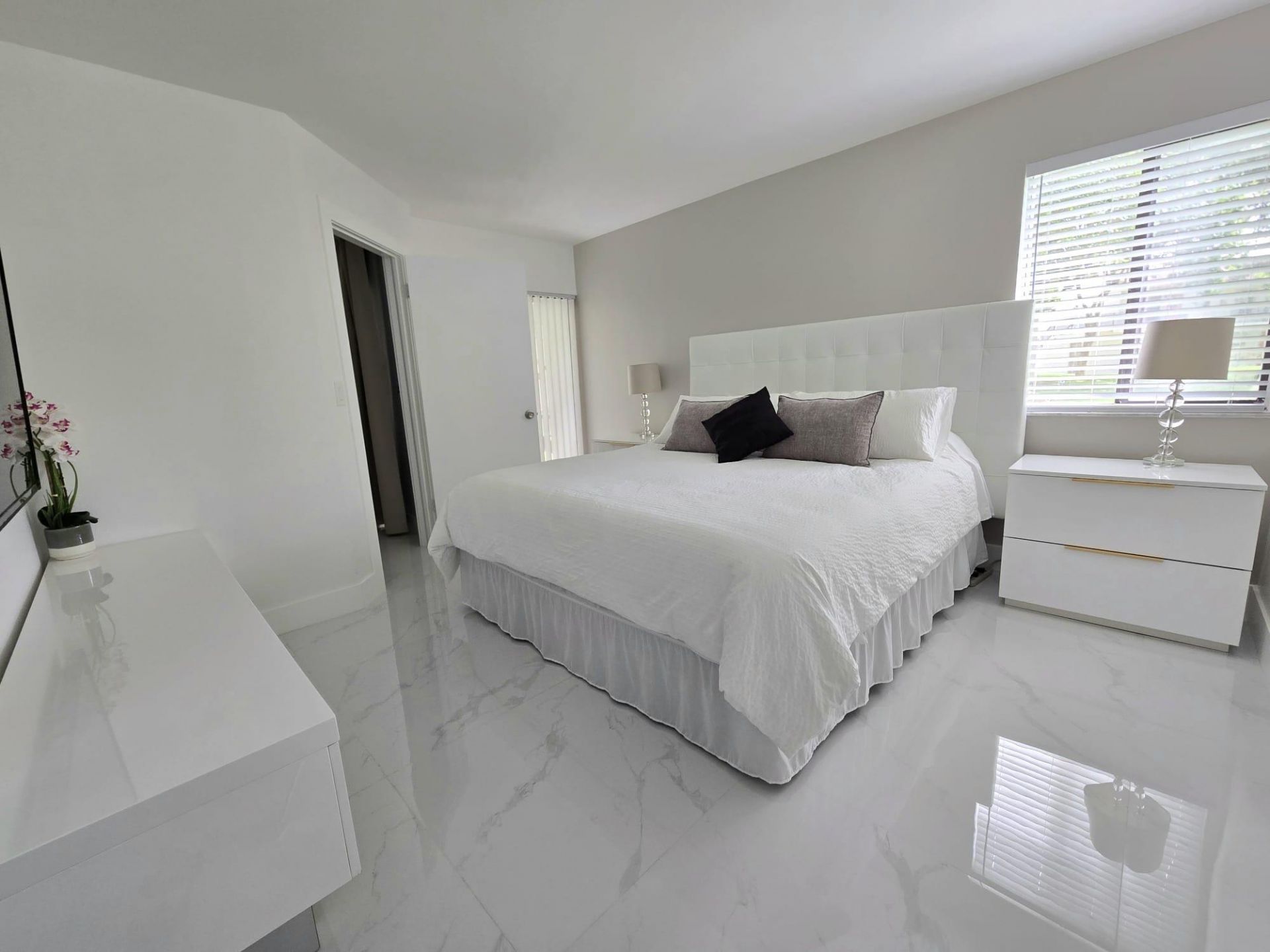 5577 Courtyard Drive, Margate, FL 33063 Photo