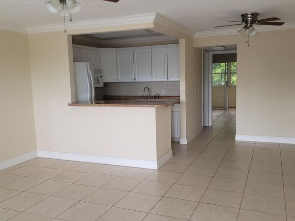 375 Camden P, West Palm Beach, FL 33417