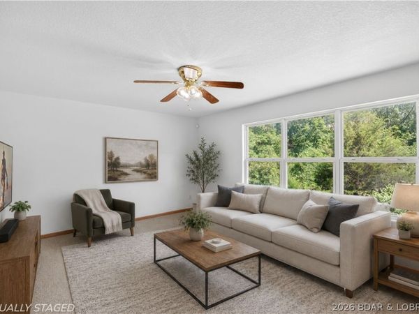 20 Sunny Meadows Drive, Kaiser, MO 65047