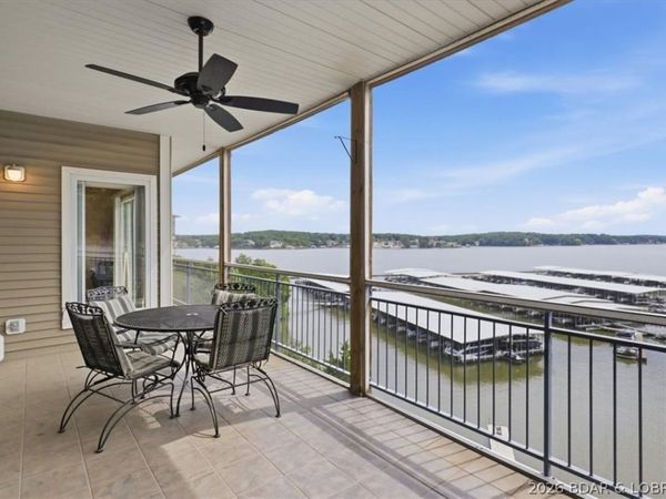 142 E Palisades Drive, Unit 3B, Lake Ozark, MO 65049