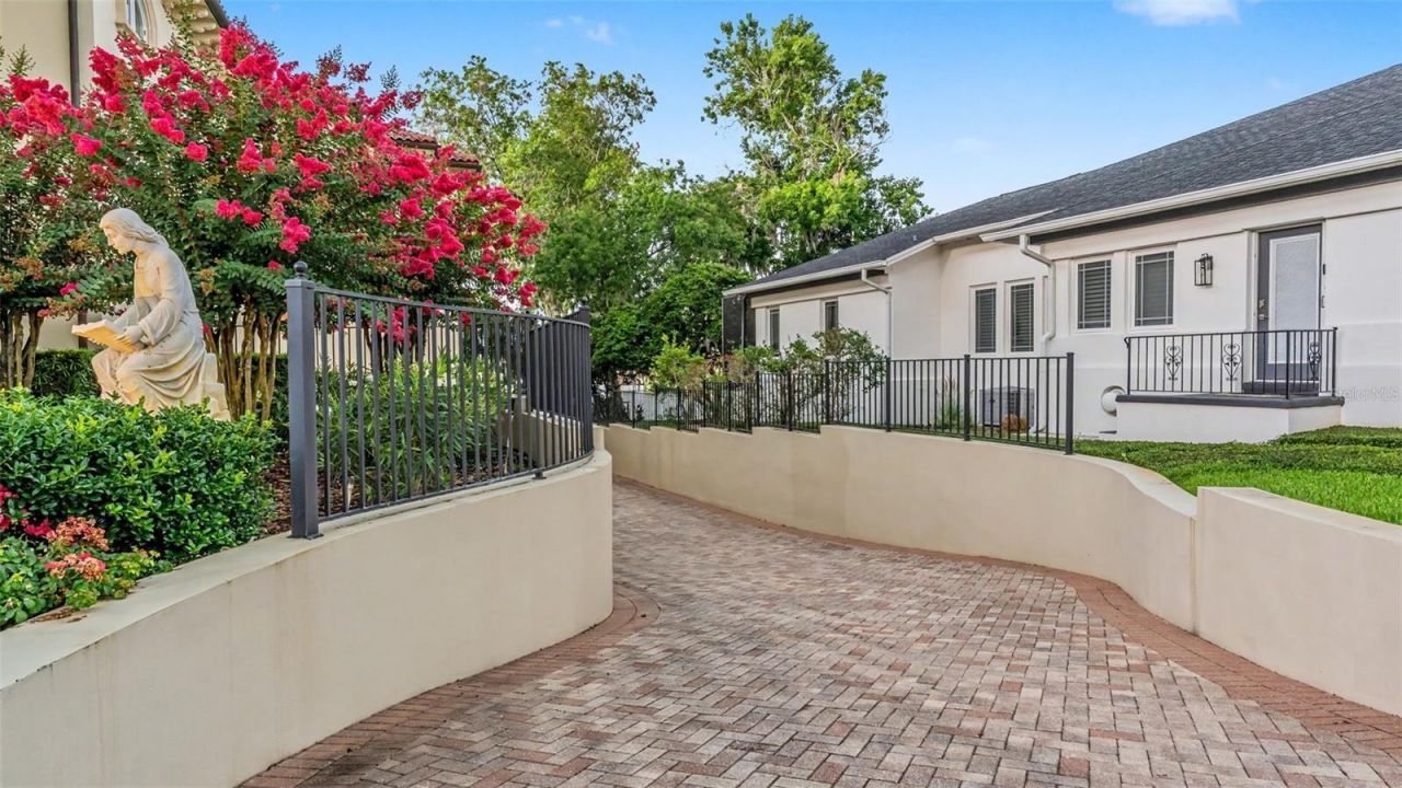 5119 Lake In The Woods Boulevard, Lakeland, FL 33813 Photo