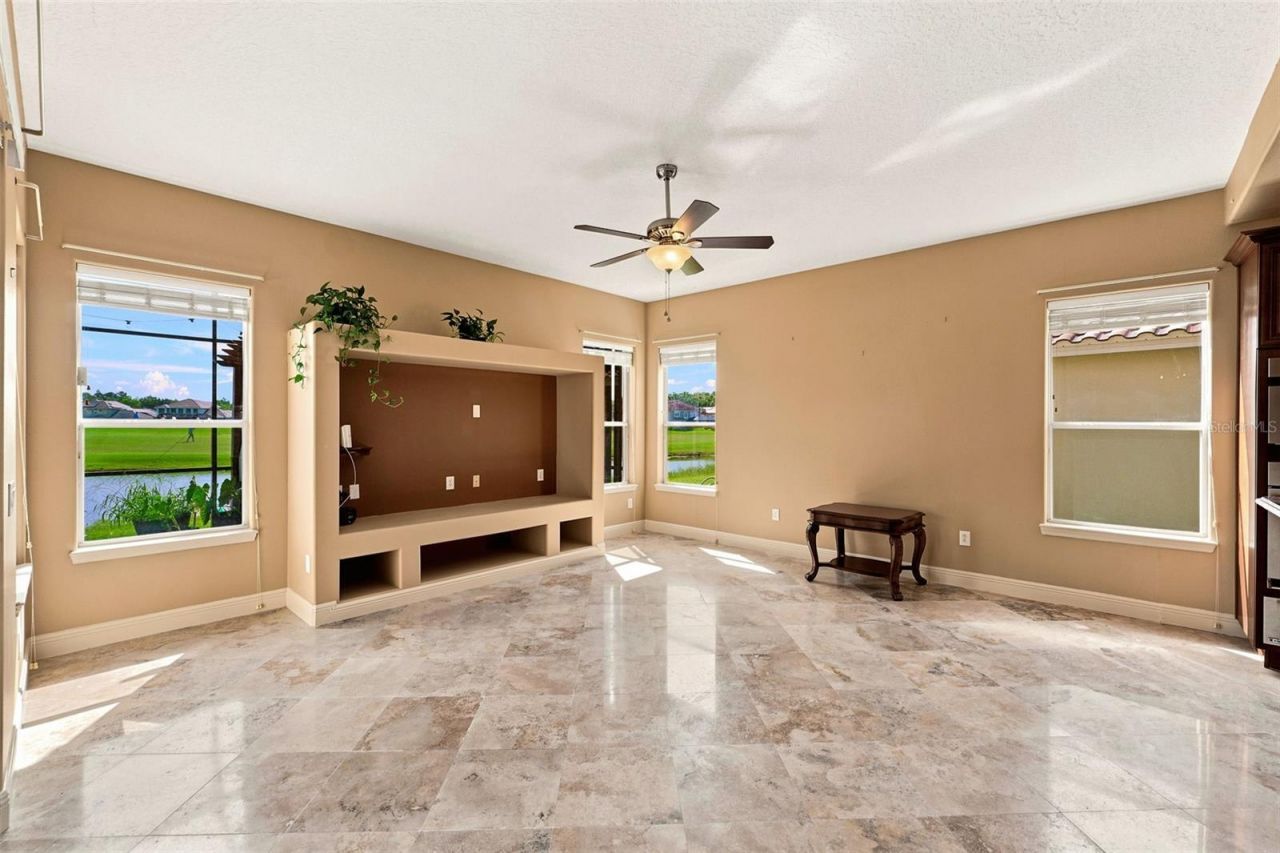 2604 Heritage Green Avenue, Davenport, FL 33837 Photo