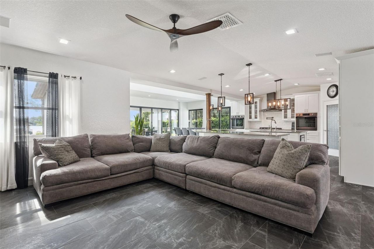 5583 Jessamine Lane, Orlando, FL 32839 Photo