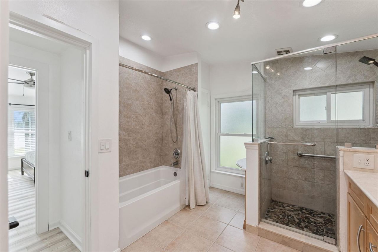 5583 Jessamine Lane, Orlando, FL 32839 Photo