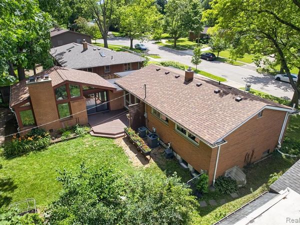 921 Raymond Street, Ann Arbor, MI 48103