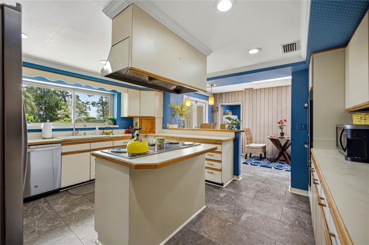 3933 SE State Road 21, Keystone Heights, FL 32656 Photo