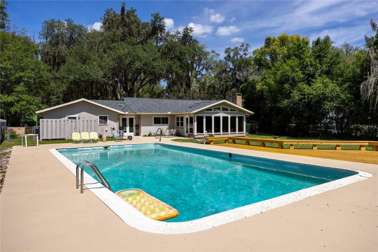3933 SE State Road 21, Keystone Heights, FL 32656 Photo