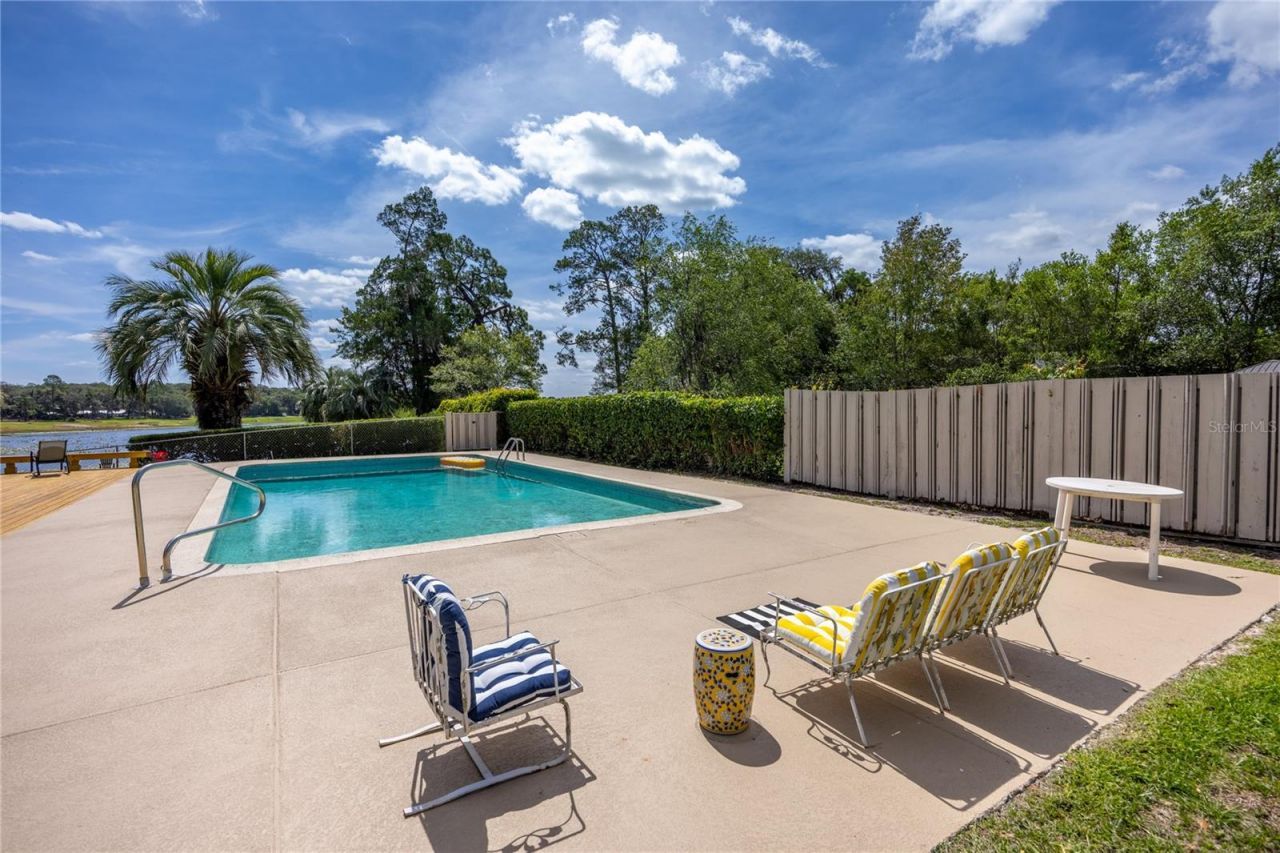 3933 SE State Road 21, Keystone Heights, FL 32656 Photo