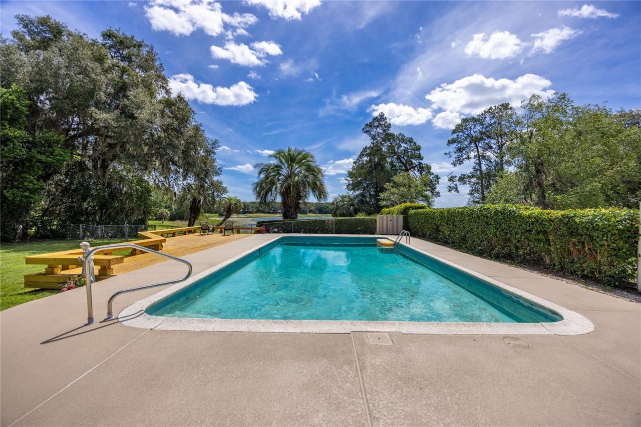 3933 SE State Road 21, Keystone Heights, FL 32656 Photo
