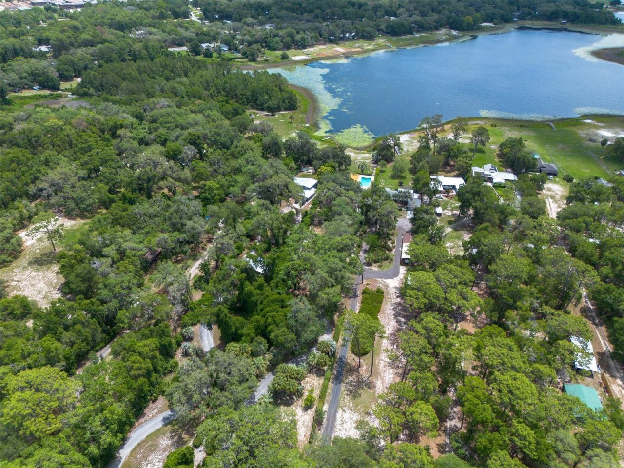 3933 SE State Road 21, Keystone Heights, FL 32656 Photo