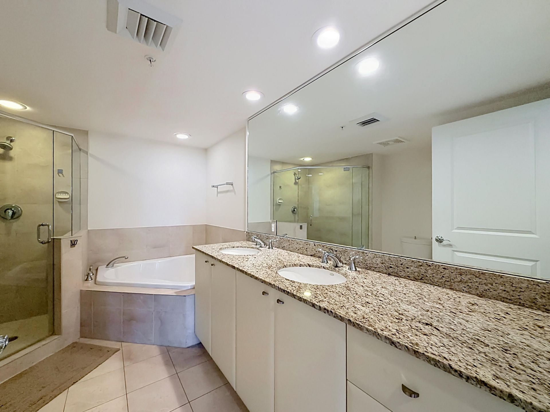 610 W Las Olas Boulevard, Unit 1819n, Fort Lauderdale, FL 33312 Photo
