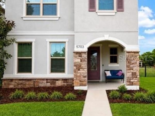 5703 VILLAGE CENTER DRIVE, LITHIA, FL 33547