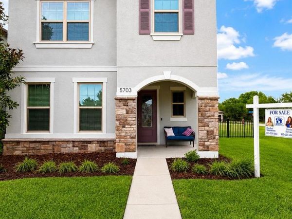 5703 VILLAGE CENTER DRIVE, LITHIA, FL 33547