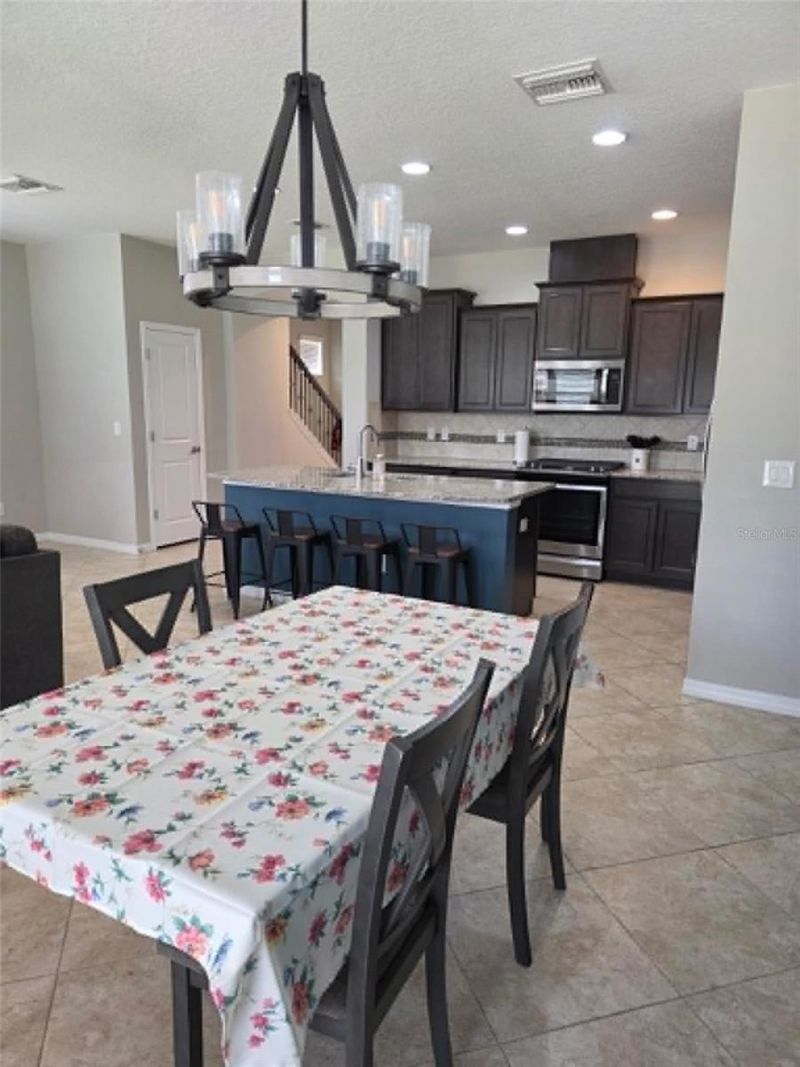 5703 Village Center Drive, Lithia, FL 33547 Photo
