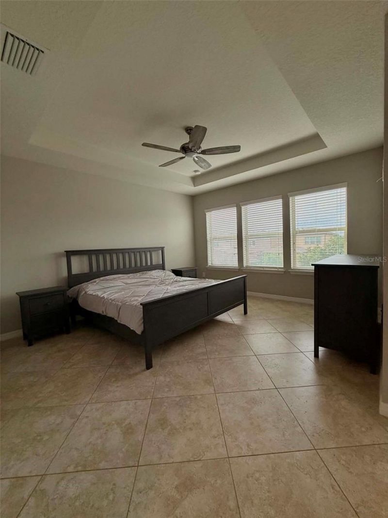 5703 Village Center Drive, Lithia, FL 33547 Photo