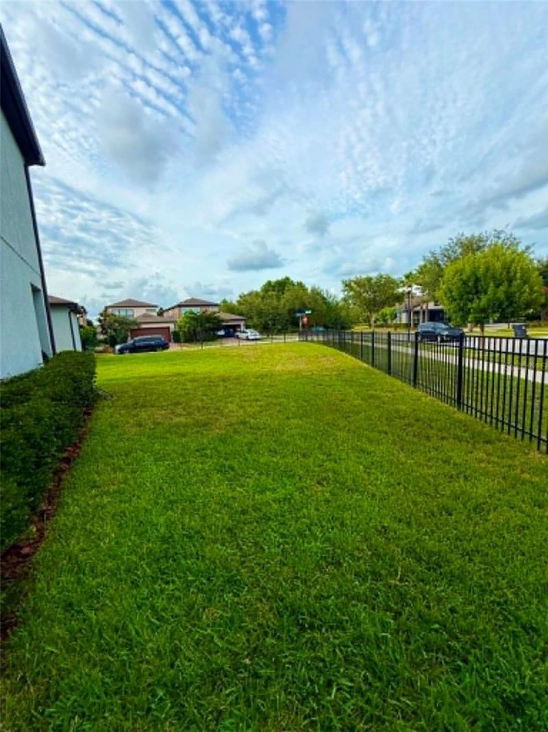 5703 Village Center Drive, Lithia, FL 33547 Photo