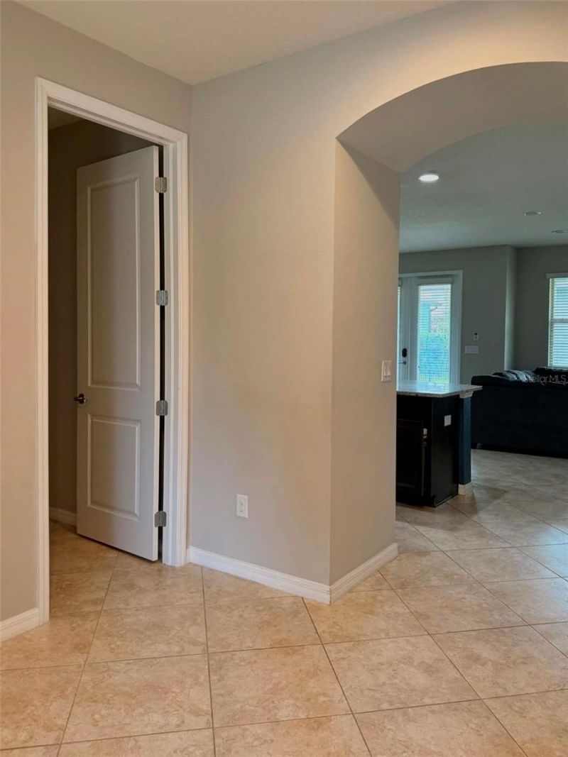 5703 Village Center Drive, Lithia, FL 33547 Photo