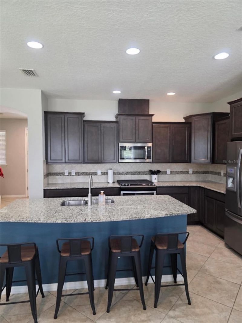 5703 Village Center Drive, Lithia, FL 33547 Photo