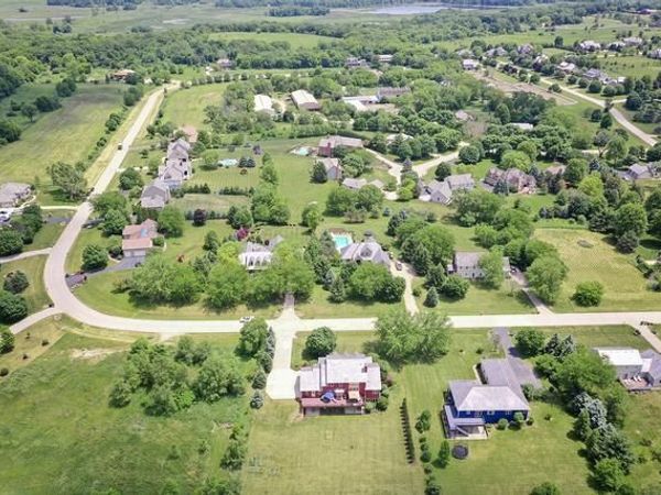 415 Laurine Court , Spring Grove, IL 60081