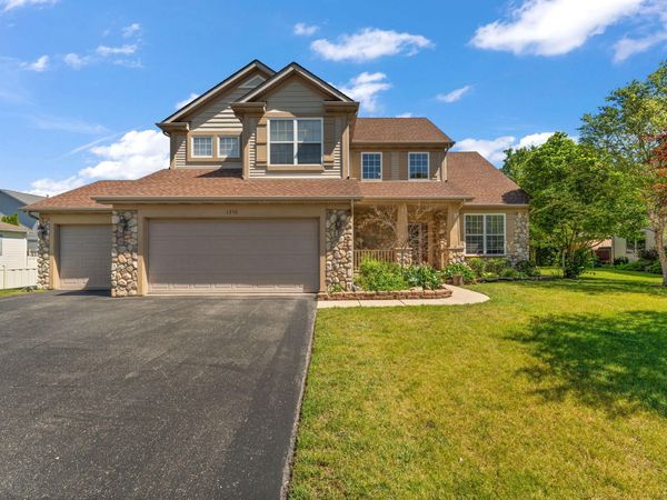 1356 Silver Fern Lane , Schererville, IN 46375