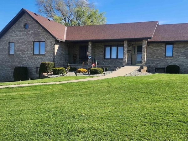 319 115th Street, Luana, IA 52156