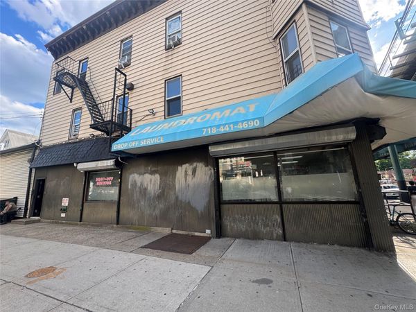 10124 Jamaica Avenue , Richmond Hill, NY 11418