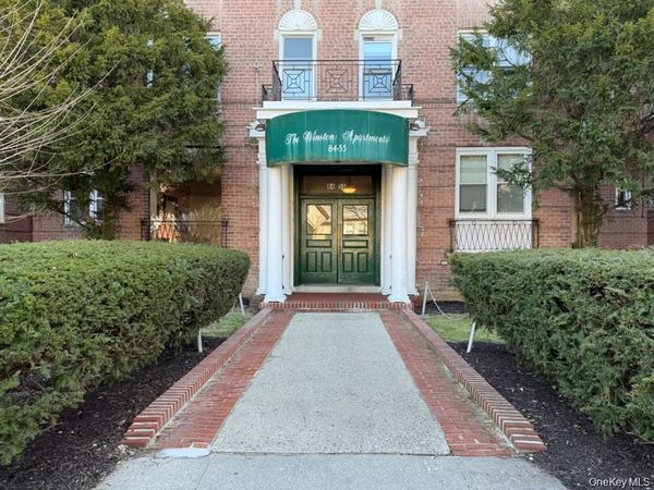 84-55 Daniels Street , Unit 5C, Briarwood, NY 11435