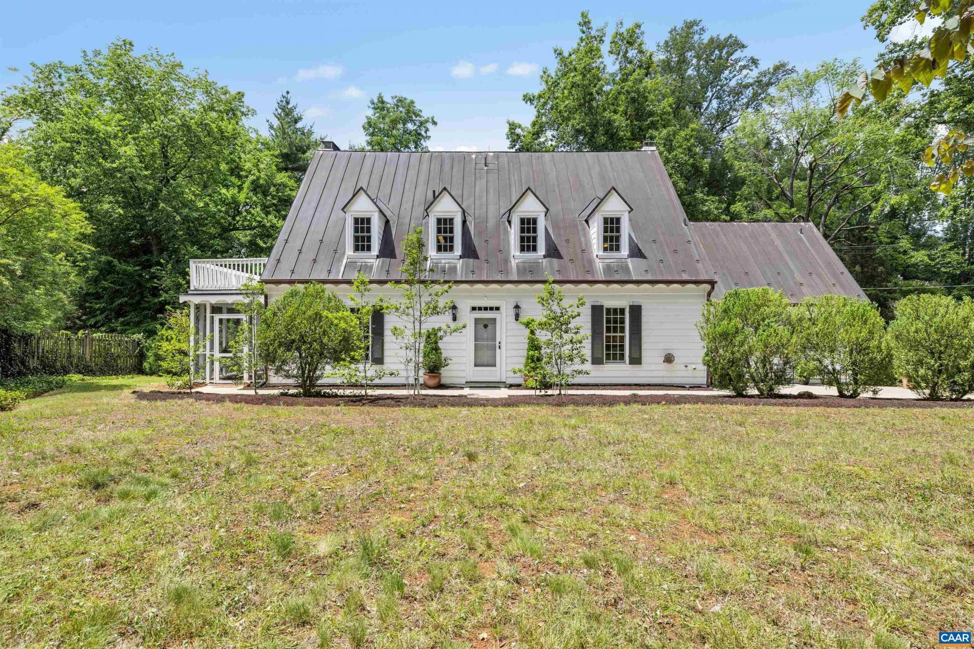 1868 Edgewood Ln, Charlottesville, VA 22903 Main Photo