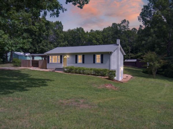 2112 CARPENTERS MILL RD, Barboursville, VA 22923