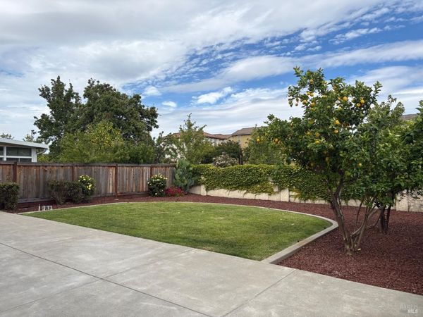 5158 Freitas Way, Fairfield, CA 94533