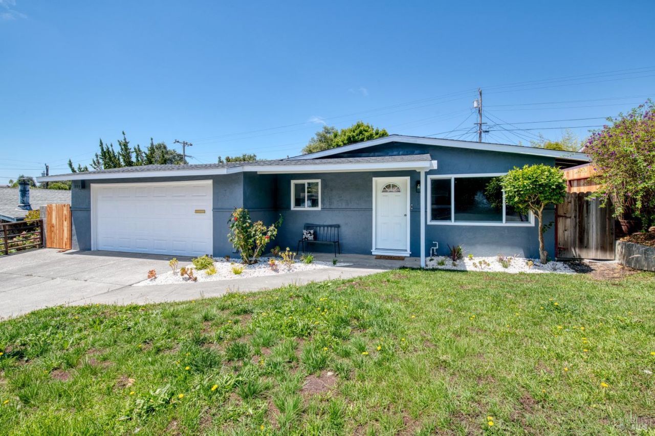 323 Deanza Drive, Vallejo, CA 94509 Main Photo