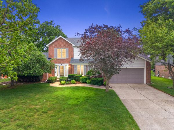 24762 White Plains Drive, Novi, MI 48374