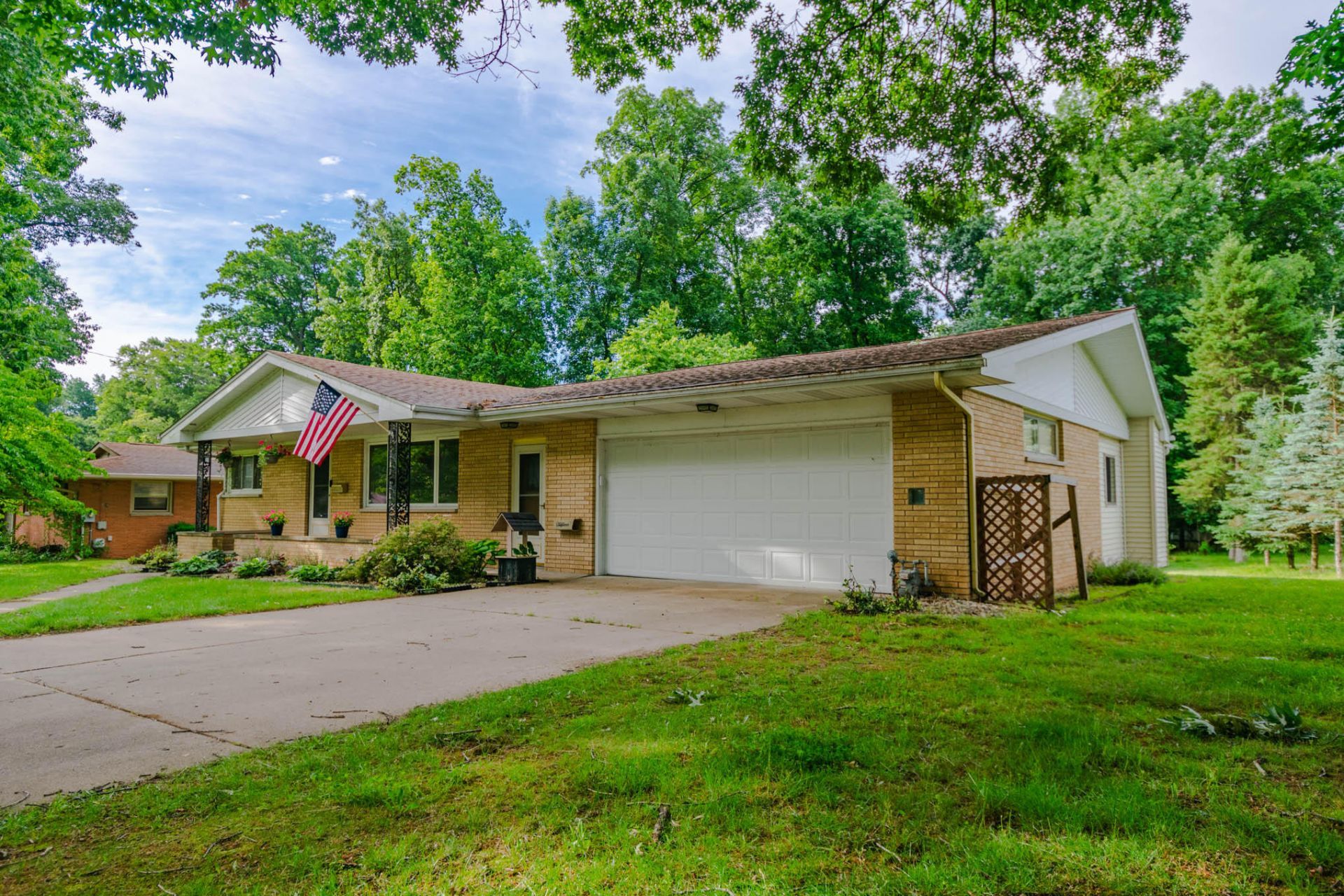 169 Terry Court, Battle Creek, MI 49015 Main Photo