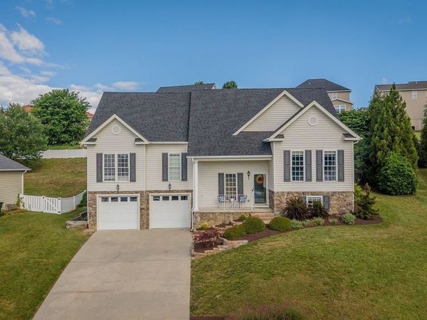 120 DAVID CIR, PENN LAIRD, VA 22846