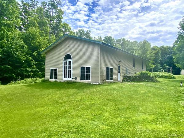 W17769 S Curtis Rd Road, Portage Twp, MI 49820