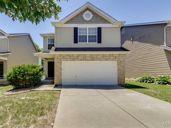 529 Parkgate Drive , Lake St Louis, MO 63367