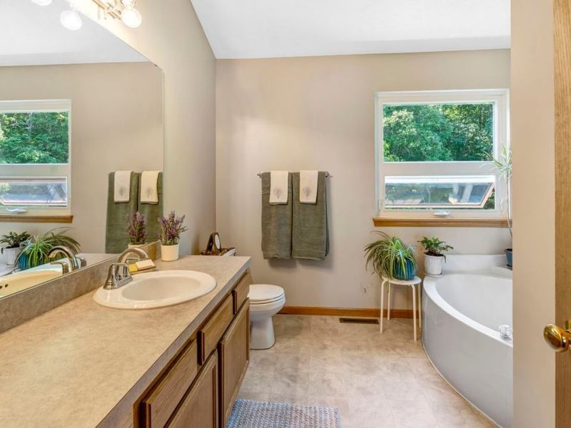 5635 Trystin Tree Drive, Medina, OH 44256 Photo 21