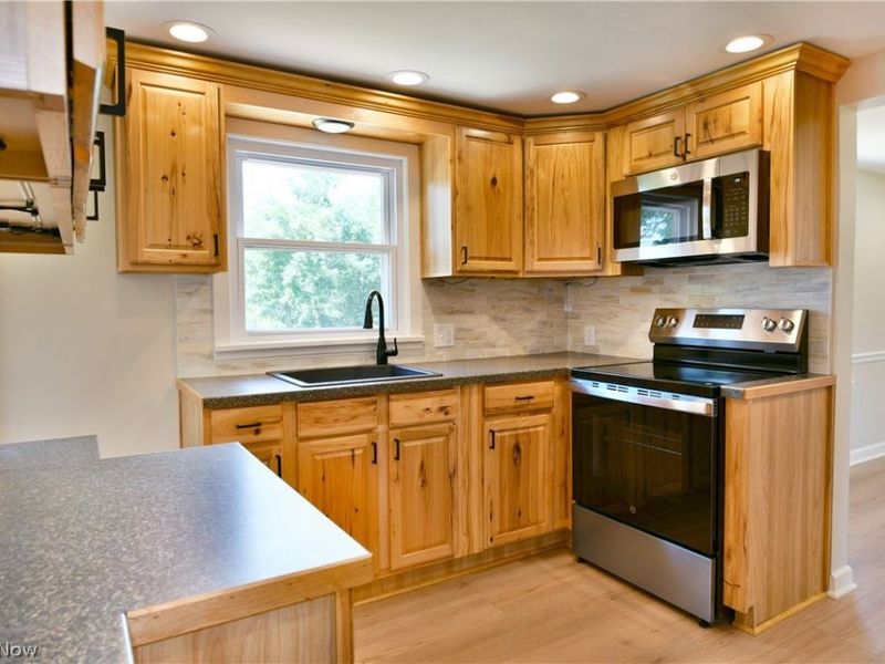 1070 Calla Road E, Poland, OH 44514 Photo 9