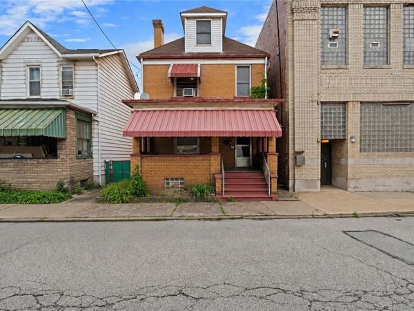 61 Garfield St , Natrona Heights, PA 15065