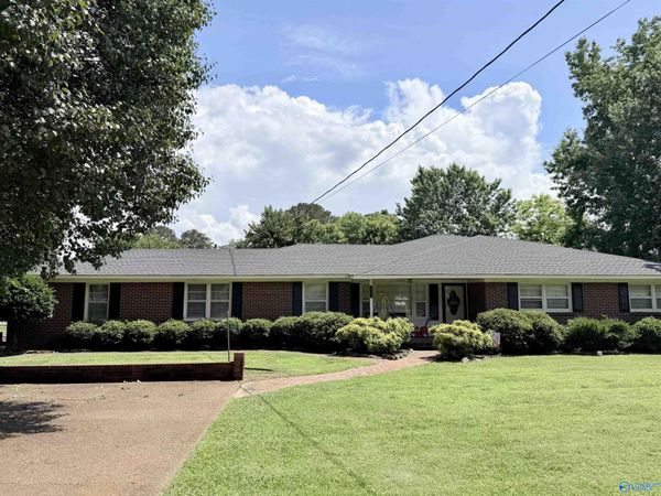 615 Fairmont Street, Albertville, AL 35950