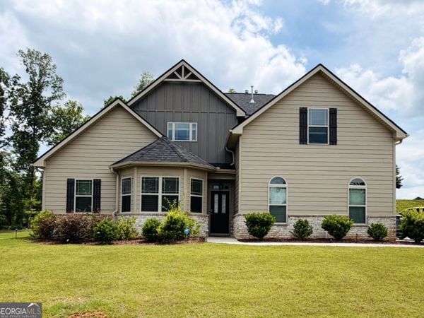 330 Darien Drive, Senoia, GA 30276