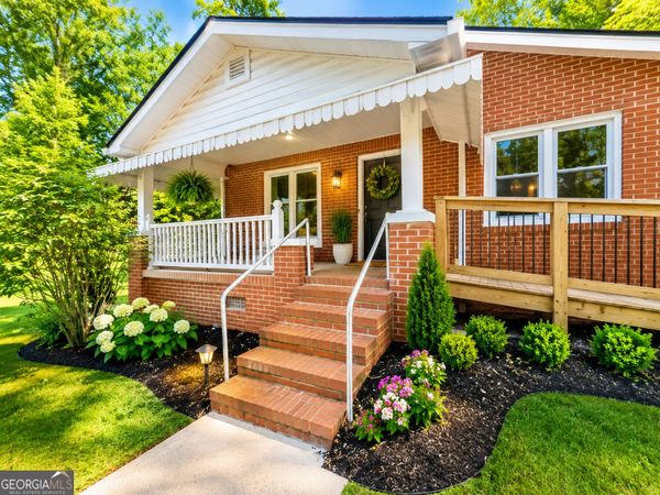 160 Connecticut Ave., Tallapoosa, GA 30176